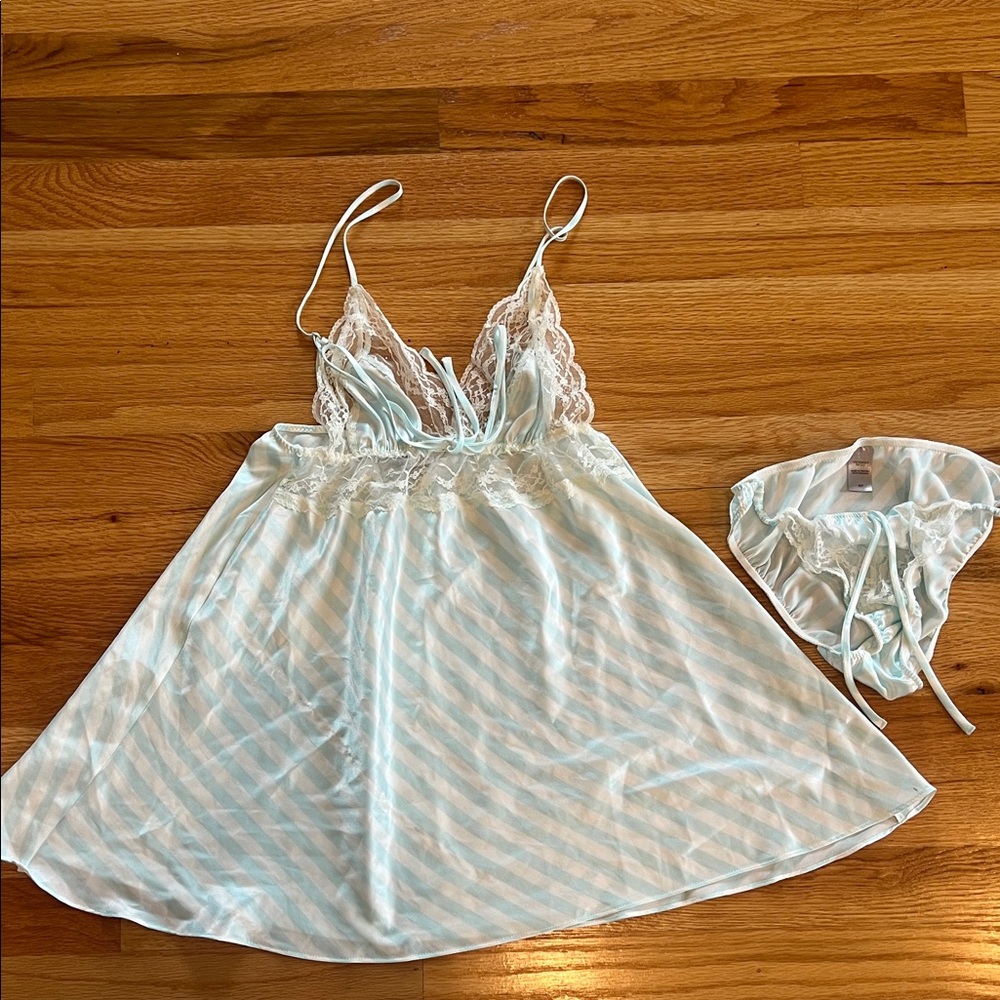 Victorias Secret Elegant Lace Trimmed Babydoll Set in Light Blue